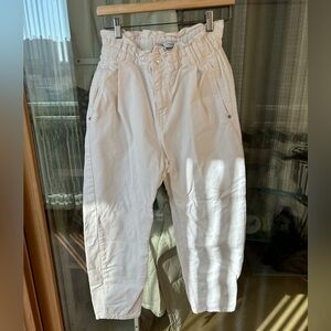 Zara White High-Waisted Oversized Capri Jeans
